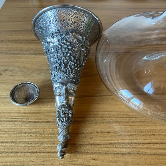 ROYAL SELANGOR pewter Bacchus wine funnel - Picture 5 of 10
